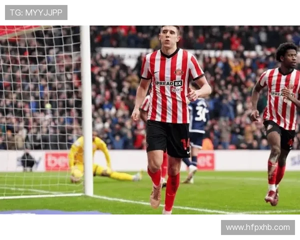 桑德兰新援表现稳健，首秀助球队赢得宝贵胜利